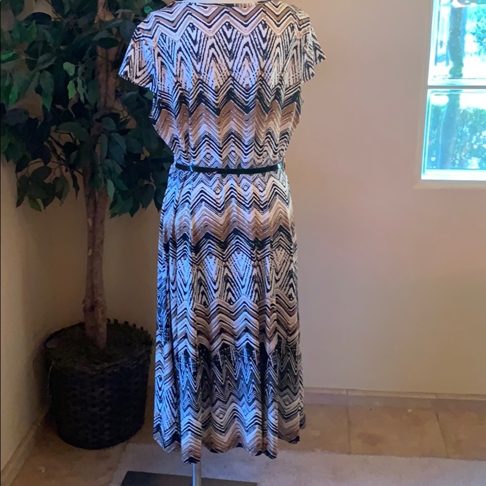 Midi Dress - Picture 4 of 9